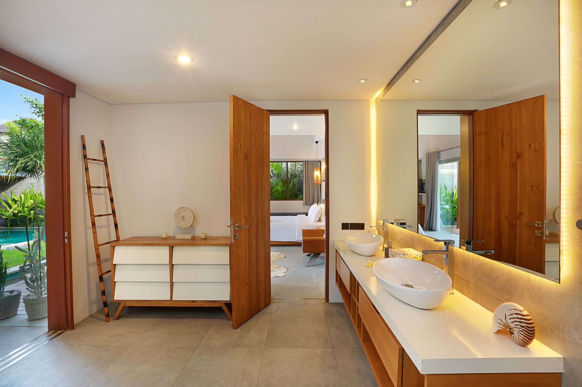 Villa Odyssey Seminyak Esterno foto