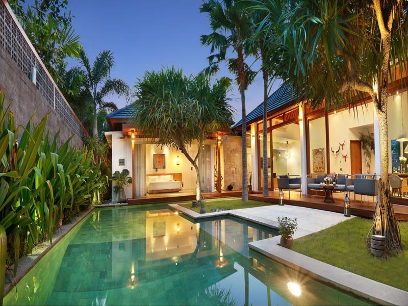 Villa Odyssey Seminyak Esterno foto